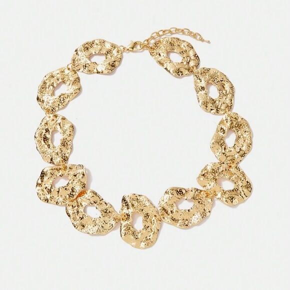 Elegant Gold Statement Necklace A1211 - Picture 3 of 5